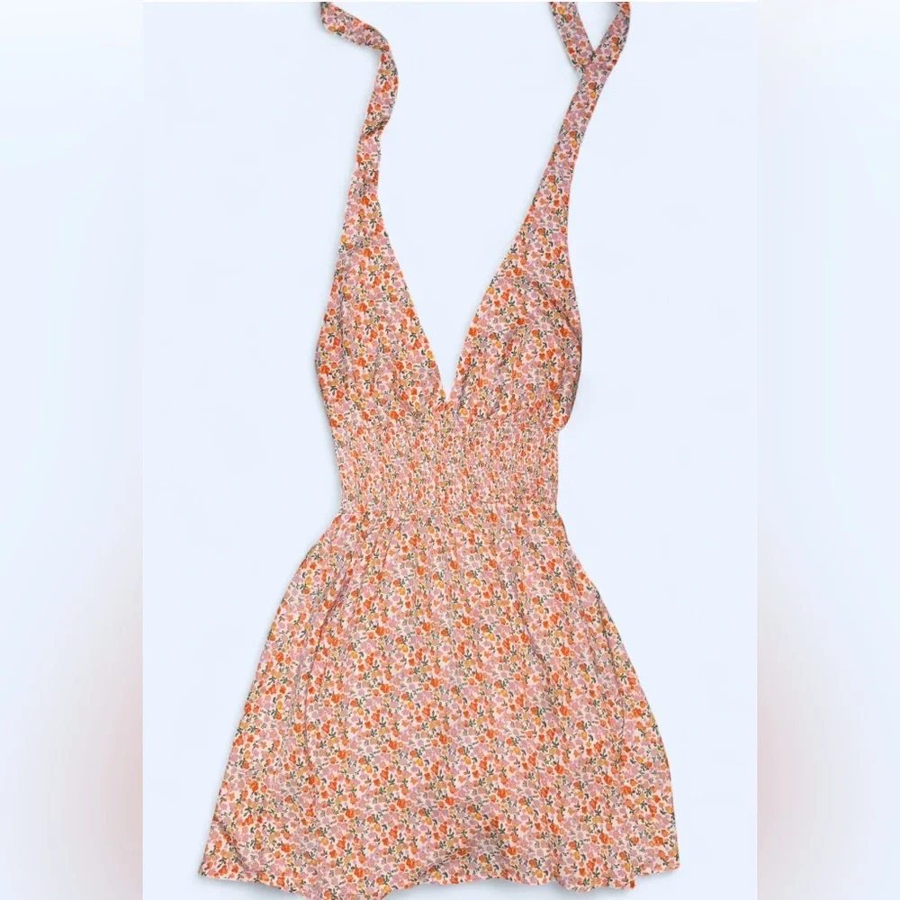 ROMWE Floral 🌼 Halter Mini Dress | Smocked Waist, Open Back, Size Small - Picture 3 of 8